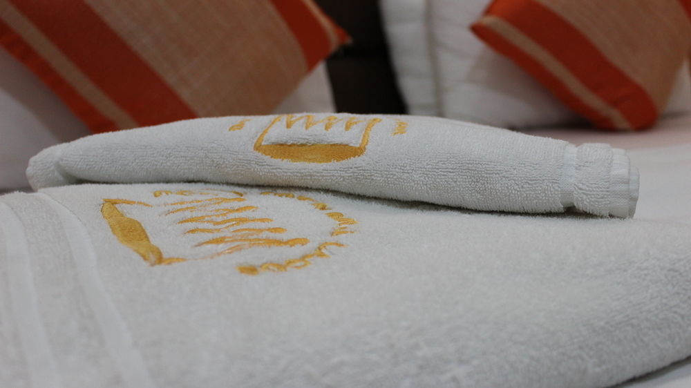 Downtown Royal Hotel Икея Экстерьер фото