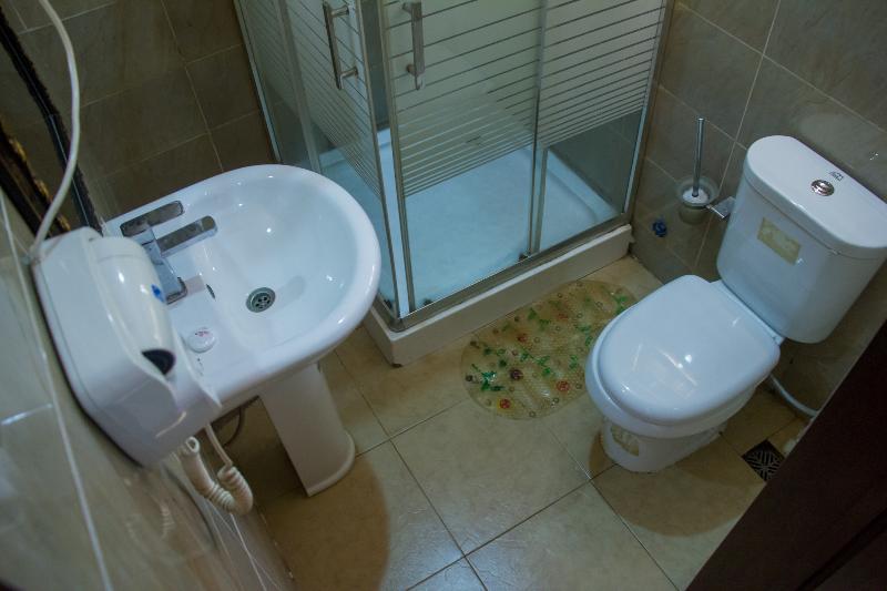 Downtown Royal Hotel Икея Экстерьер фото