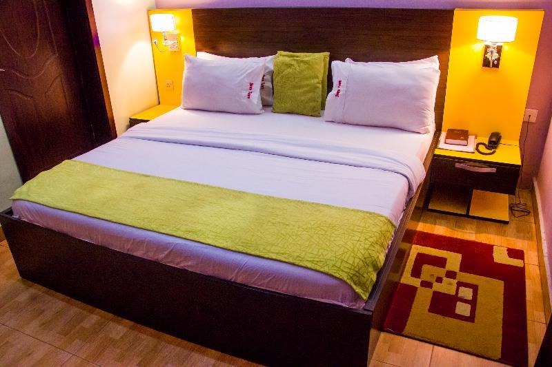 Downtown Royal Hotel Икея Экстерьер фото
